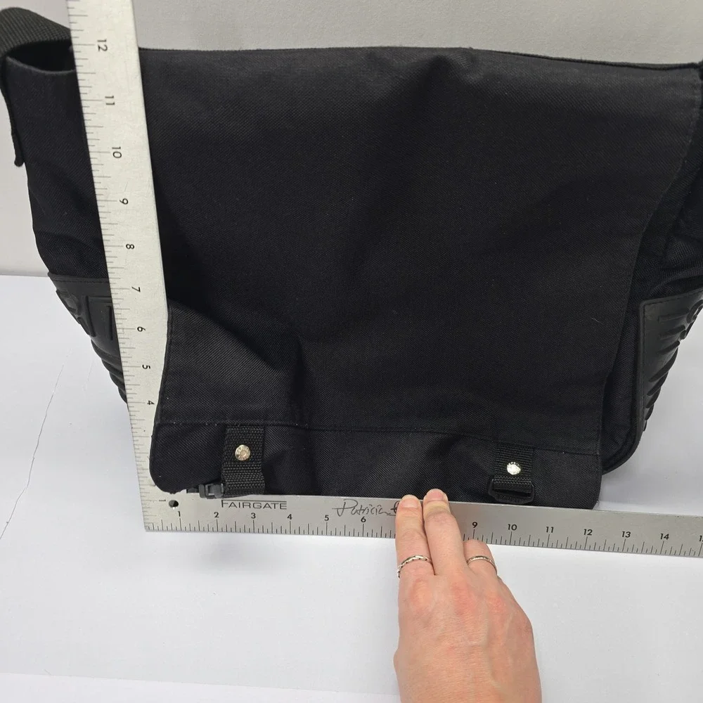 Esprit‎ Vintage Y2K Black Messenger Bag Rubber Base Techwear Crossbody Utility
